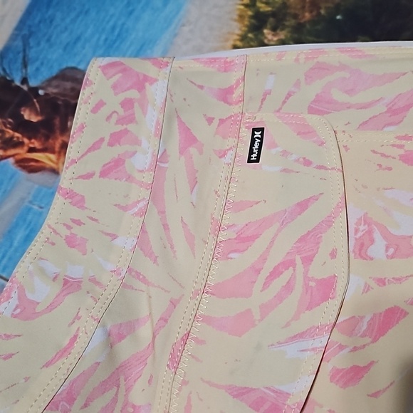 Hurley Swim Tropical Escape Paradise Board Shorts Size 30 NWT - Picture 4 of 6